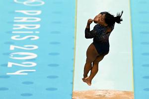 "Biles II" gestanden: Turnstar schon in Olympia-Topform