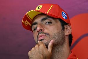 "Lieber zu einem Mittelfeldteam" - Sainz' Zukunft geklärt?