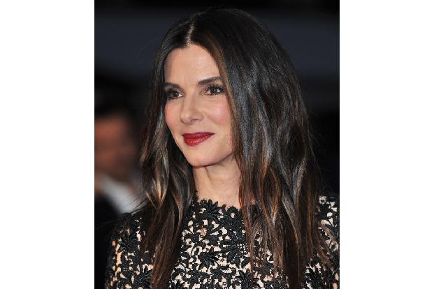 Bis heute hält Sandra Bullock den Gagenrekord für eine Schauspielerin: Für 'Gravity' kassierte sie satte 70 Millionen Dollar. Eine Oscar-Nominierung gab es obendrein, doch der Preis als beste Hauptdar ...
