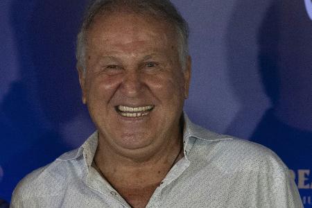 Brasiliens Fußball-Legende Zico in Paris bestohlen