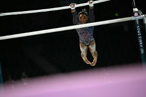 Turnstar Biles plant neues Element