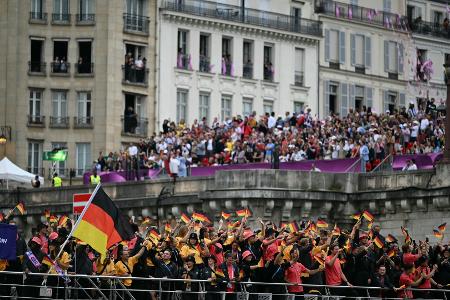Fröhlich und sympathisch: Deutsches Team auf der Seine