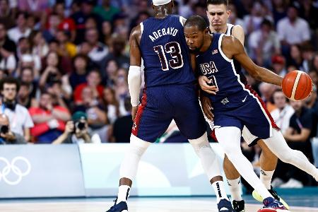 Durant führt US-Team zum Sieg über Serbien