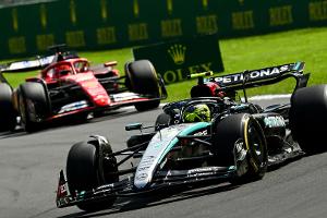 Silbernes Comeback: Russell und Hamilton stehlen Favoriten die Show