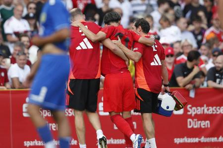 Mittelfußbruch: Bayern-Zugang Ito bei Test-Remis verletzt