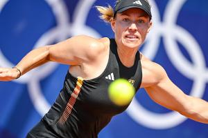 Nach großem Kampf im Achtelfinale: Kerbers Reise geht weiter