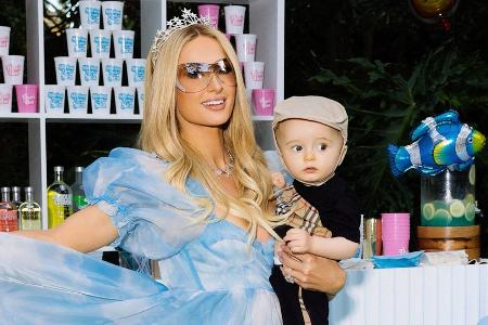Paris Hilton: Das erste Wort ihres Sohnes stammt aus 