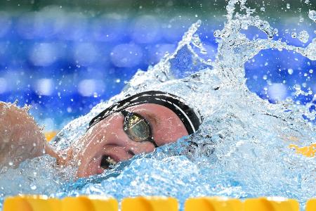 Schwarz schwimmt auf Platz fünf über 800 m Freistil