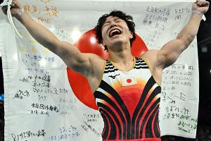 Oka holt Mehrkampf-Gold für Japan - Dunkel auf Platz 18