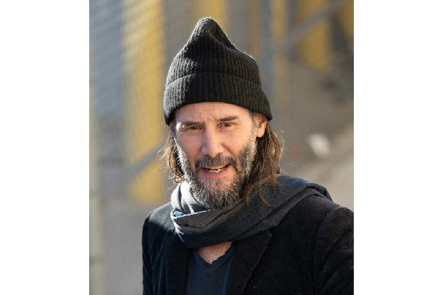 Bei Keanu Reeves klingelte so richtig die Kasse, nachdem sich der Schauspieler überreden ließ, zwei Fortsetzungen zu 'Matrix' zu drehen. Da beide Filme hintereinander gedreht wurden, konnte er ein Pak ...