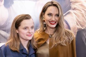 Vivienne Jolie-Pitt arbeitet als Platzanweiserin bei Konzert