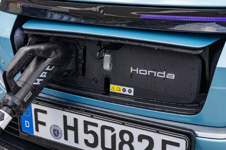 Honda E:Ny1, Ladebuxxe