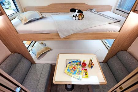 Phoenix 8300 STX (2024) f