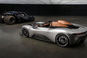 Automobili Pininfarina B95 Gotham mit Tumbler Batmobil