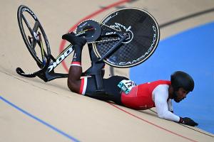 Heftiger Sturz überschattet Keirin in Paris