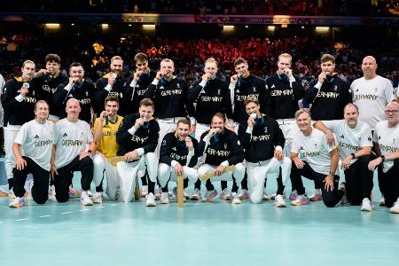 Handballer blicken nach vorn: 