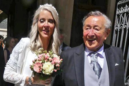 Seine Frau Simone trauert auf Instagram um Richard Lugner