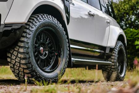 08/2024 Land Rover Defender 110 Arctic Trucks AT35