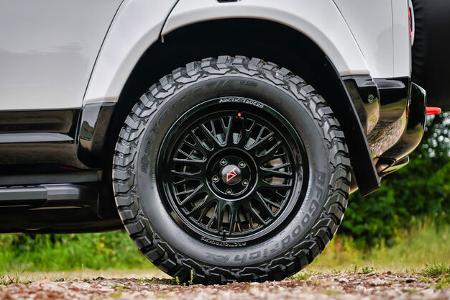 08/2024 Land Rover Defender 110 Arctic Trucks AT35