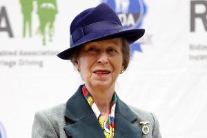 Prinzessin Anne wird 74: Royale Glückwünsche mit süßem Kinderbild