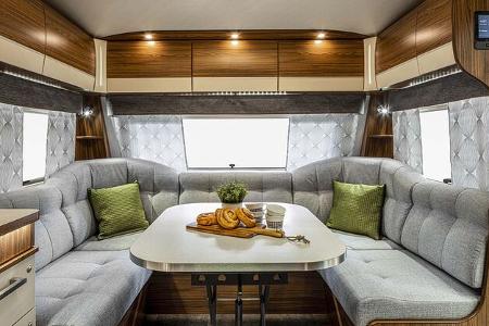 Polar Caravans (2021)