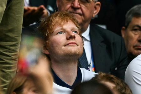 Sheeran kauft sich bei Lieblingsklub Ipswich ein