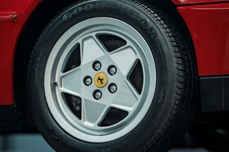 Ferrari Testarossa (1990) 161 km