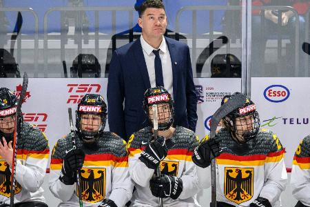 Eishockey: DEB-Frauen starten mit Länderspiel-Dreierpack