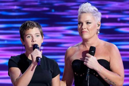 Pink und Tochter Willow Sage singen gegen Trump-Politik
