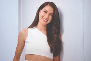 Rebecca Mir bleibt ihrem Signature-Look treu