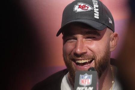 Travis Kelce holt sich millionenschweren Podcast-Deal