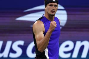 Tief in der Nacht: Zverev erreicht Achtelfinale von New York