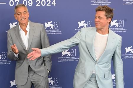 Schon beim Fotoshooting vor der Premiere des Films, in dem die beiden Tatortreiniger spielen, die zur Zusammenarbeit gezwungen werden, zeigten sich die Superstars bestens gelaunt.