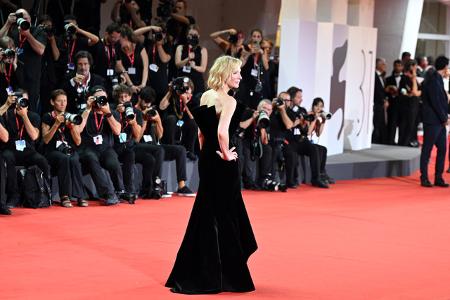 Das Spektakel zog auch prominente Kolleg*innen an. So waren unter anderem auch Cate Blanchett...