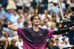 Beeindruckender Draper im Halbfinale - Warten auf Sinner