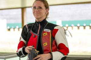 "Glückliche" Schützin Hiltrop gewinnt siebtes deutsches Gold
