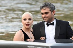Lady Gaga schwärmt von ihrer Liebesgeschichte mit Michael Polansky