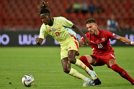 Spanien in Serbien ohne EM-Schwung - Xhaka fliegt