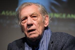Ian McKellen ist "definitiv auf Prinz Harrys Seite"