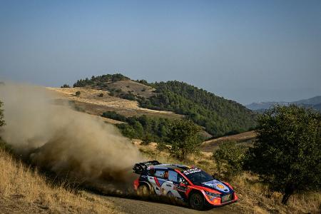 Rallye: Neuville baut WM-Führung aus