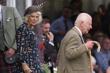 Die Highland Games von Braemar sind unter den größten und bekanntesten in Schottland, und der Besuch der königlichen Familie hat lange Tradition.