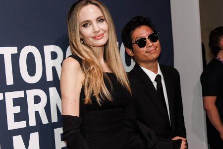 Angelina Jolies Sohn Pax zeigt sich nach Unfall mit Stirn-Narbe