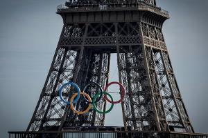 Eiffel-Familie will Olympische Ringe abmontieren lassen