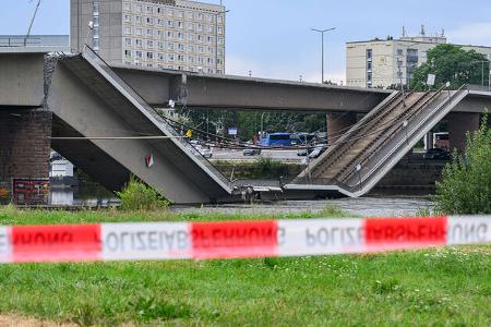Dresden Carolabrücke 