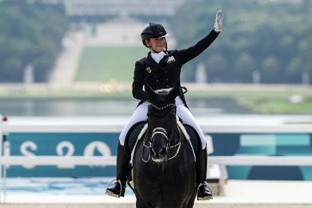 Werth und Beerbaum kritisieren FN: 