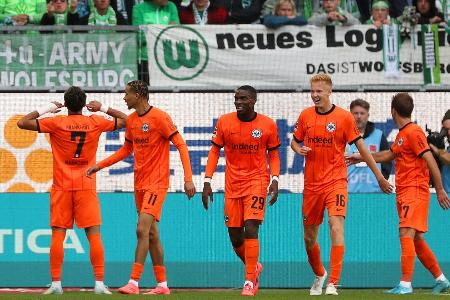 Gegen Ex-Klub Wolfsburg: Marmoush schießt Frankfurt zum Sieg