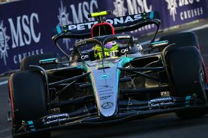 Motorwechsel: Hamilton startet in Baku aus der Boxengasse