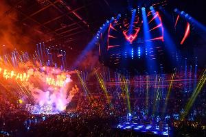 Stefan Raab ist fit: Aber er hat keine Chance gegen Regina Halmich