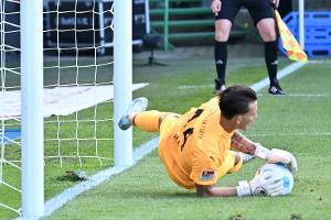 Noll hält Elfer: Fürth verpasst dennoch Sprung nach oben