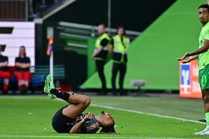 FC Bayern: Boey fällt mit Meniskusriss aus